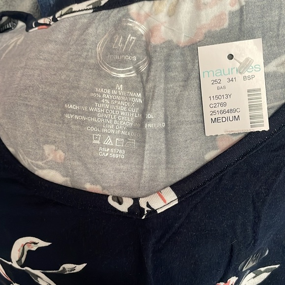 NWT Maurice TShirt - Picture 3 of 4